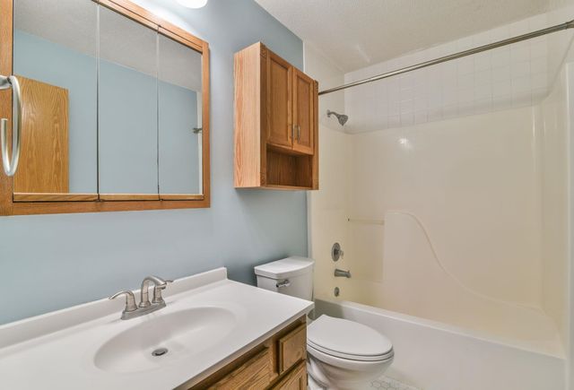 11514 W JEWELL ST, Wichita, KS 67209