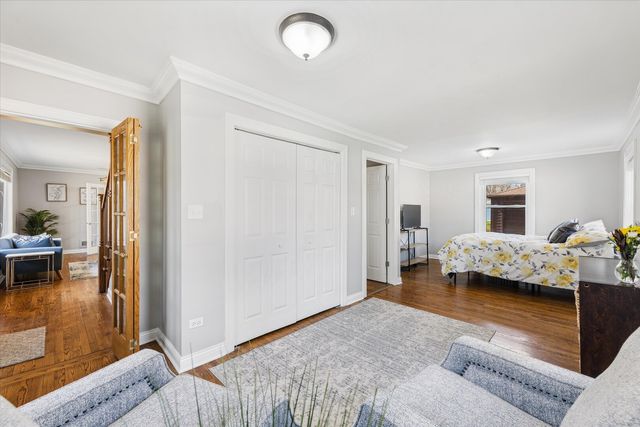 454 S YALE Avenue, Villa Park, IL 60181