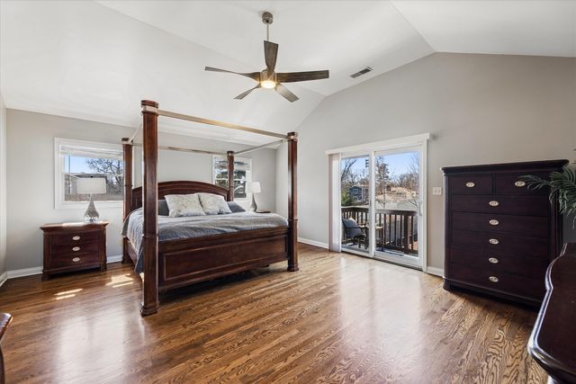 454 S YALE Avenue, Villa Park, IL 60181