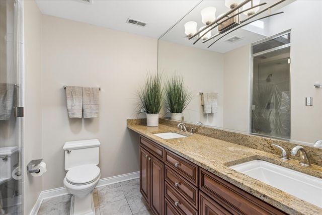 454 S YALE Avenue, Villa Park, IL 60181