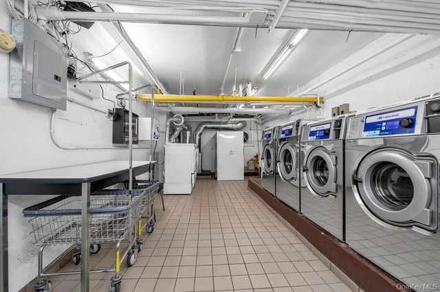 98-34 63rd Drive 7D, Rego Park, NY 11374