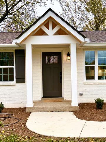 106 Lucinda Ln, Hendersonville, TN 37075