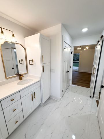 106 Lucinda Ln, Hendersonville, TN 37075