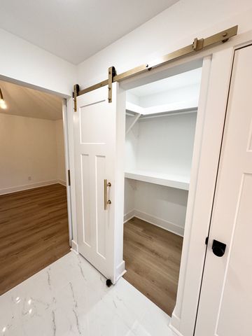 106 Lucinda Ln, Hendersonville, TN 37075