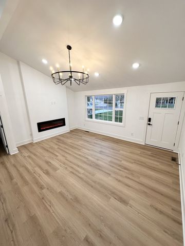 106 Lucinda Ln, Hendersonville, TN 37075