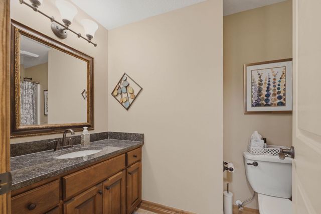 1624 S Logan Pass, Andover, KS 67002