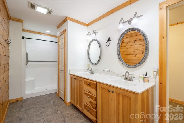 47 Buchanan Lane, Canton, NC 28716