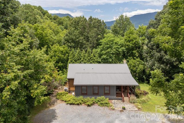 47 Buchanan Lane, Canton, NC 28716