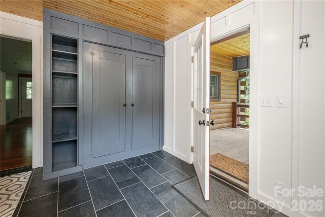 47 Buchanan Lane, Canton, NC 28716
