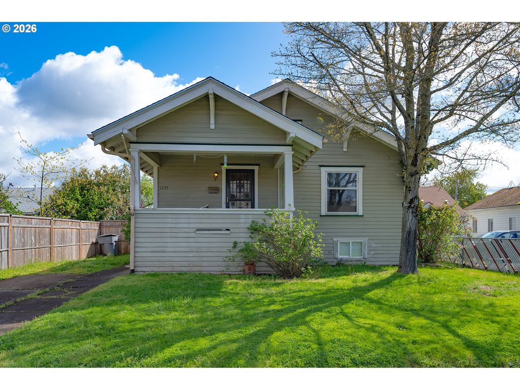 1235 WASHINGTON St Sw, Albany, OR 97321