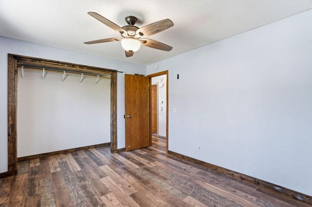8662 Darlington Avenue NE, Monticello, MN 55362