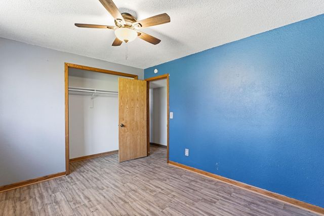 8662 Darlington Avenue NE, Monticello, MN 55362