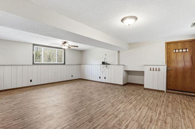 8662 Darlington Avenue NE, Monticello, MN 55362