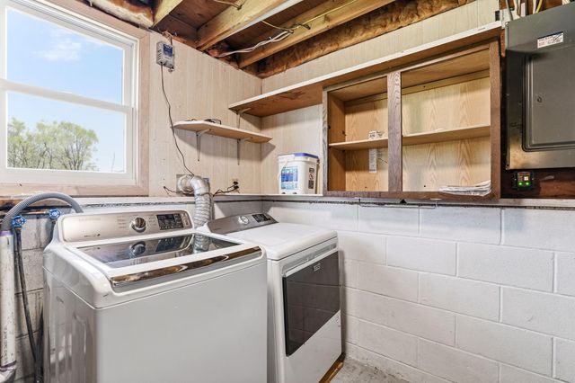 8662 Darlington Avenue NE, Monticello, MN 55362