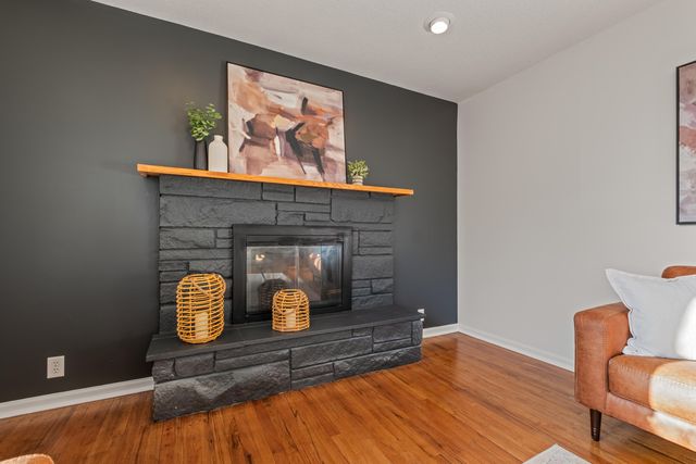 855 OAK PARK Road, Council Bluffs, IA 51503