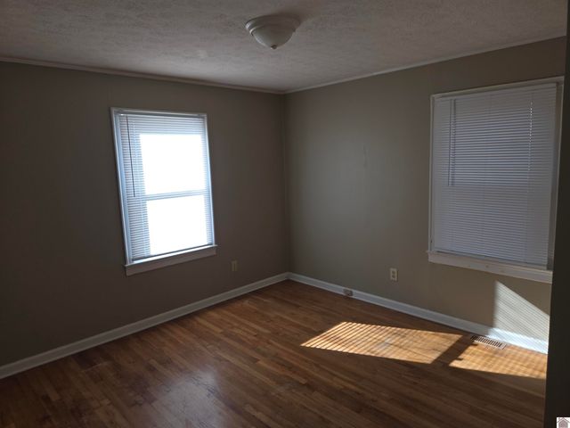 915 N 25th Street, Paducah, KY 42001