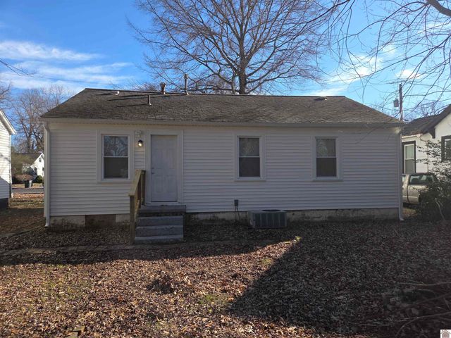 915 N 25th Street, Paducah, KY 42001