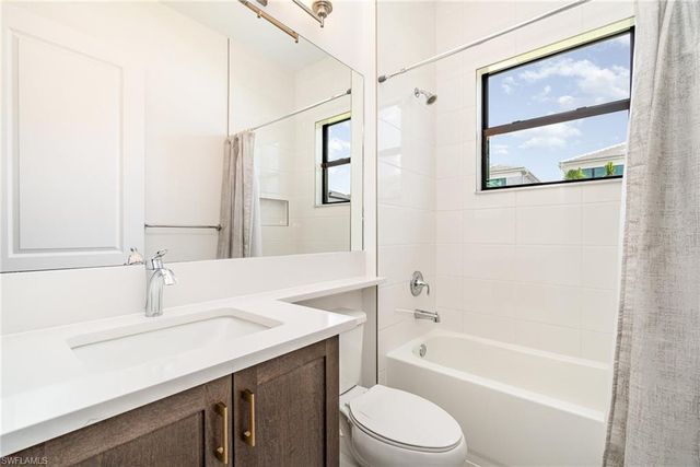 20472 Estero Crossing BLVD, Estero, FL 33928