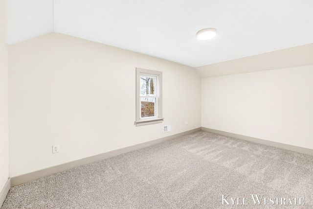 1537 Diamond Avenue, Grand Rapids, MI 49505