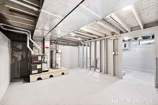 1537 Diamond Avenue, Grand Rapids, MI 49505