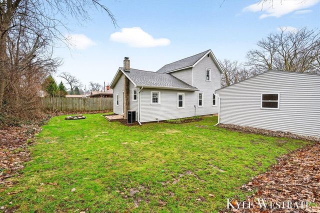 1537 Diamond Avenue, Grand Rapids, MI 49505