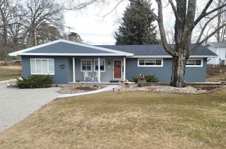 1110 N Franklin Street, Salem, IL 62881