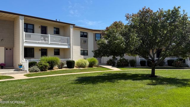 69 Wharfside Drive, Monmouth Beach, NJ 07750