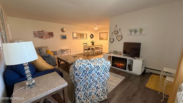 69 Wharfside Drive, Monmouth Beach, NJ 07750