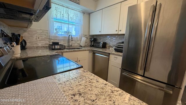 69 Wharfside Drive, Monmouth Beach, NJ 07750