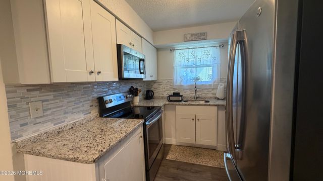 69 Wharfside Drive, Monmouth Beach, NJ 07750