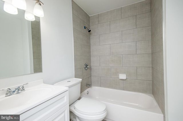 8912 KEEWATIN RD, Lanham, MD 20706