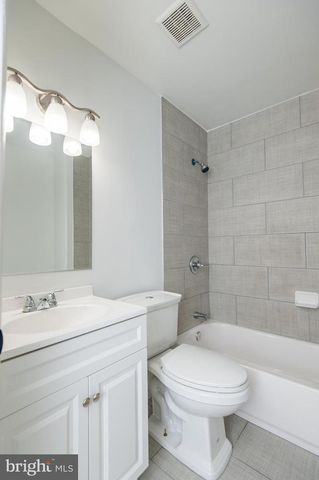 8912 KEEWATIN RD, Lanham, MD 20706