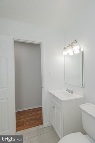 8912 KEEWATIN RD, Lanham, MD 20706