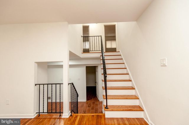 8912 KEEWATIN RD, Lanham, MD 20706