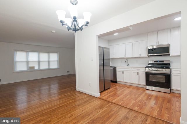 8912 KEEWATIN RD, Lanham, MD 20706