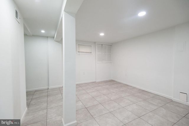 8912 KEEWATIN RD, Lanham, MD 20706