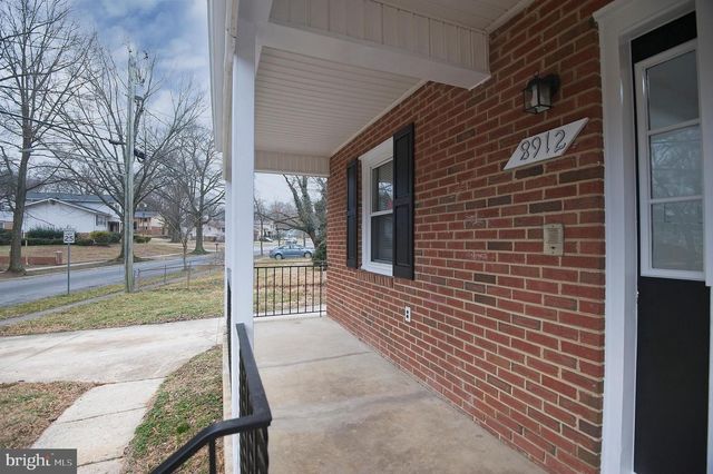 8912 KEEWATIN RD, Lanham, MD 20706