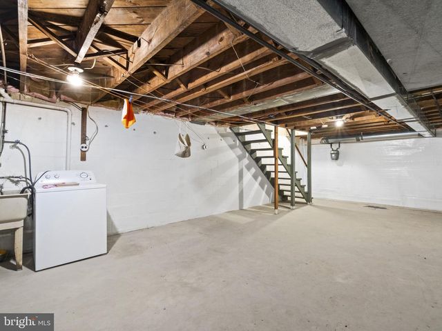 7913 SAINT MONICA DR, Baltimore, MD 21222