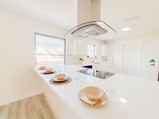 6320 Arthur Drive, Edgecliff Village, TX 76134