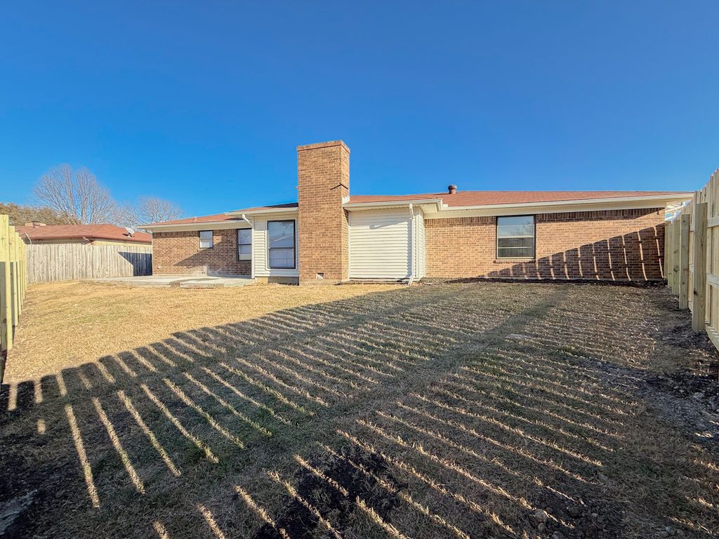 6320 Arthur Drive, Edgecliff Village, TX 76134