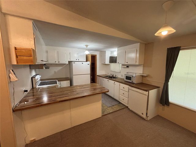 2067 SE 181ST TERRACE, Silver Springs, FL 34488