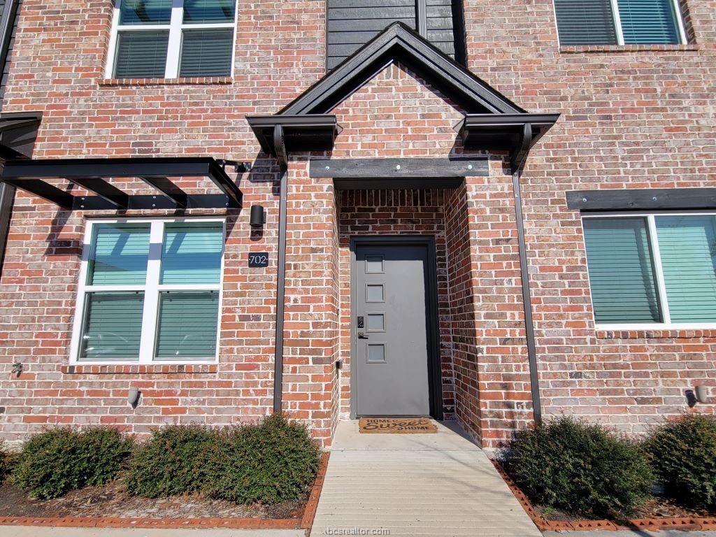 1451 Associates 702, College Station, TX 77845