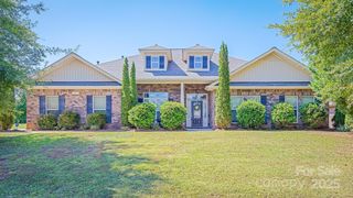 131 Water Ski Drive, Statesville, NC 28677