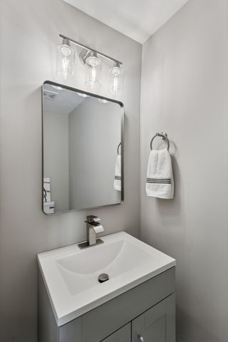 211 Carlton Ln, Lebanon, TN 37090