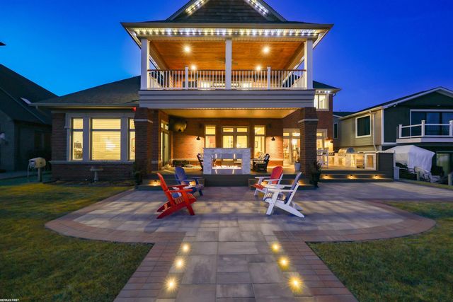 32492 N River Road, Harrison Twp, MI 48045