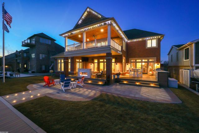 32492 N River Road, Harrison Twp, MI 48045