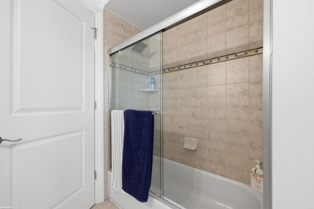 32492 N River Road, Harrison Twp, MI 48045