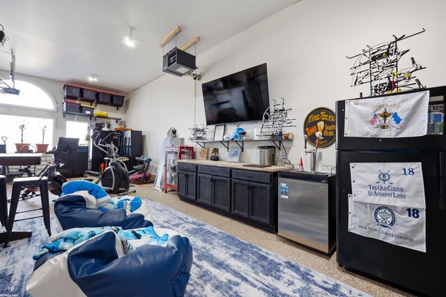 32492 N River Road, Harrison Twp, MI 48045