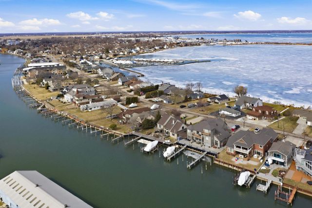 32492 N River Road, Harrison Twp, MI 48045