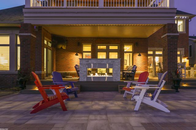 32492 N River Road, Harrison Twp, MI 48045